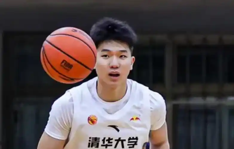 石奎8强赛狂砍22+7+7，CBA状元热门再添猛料！